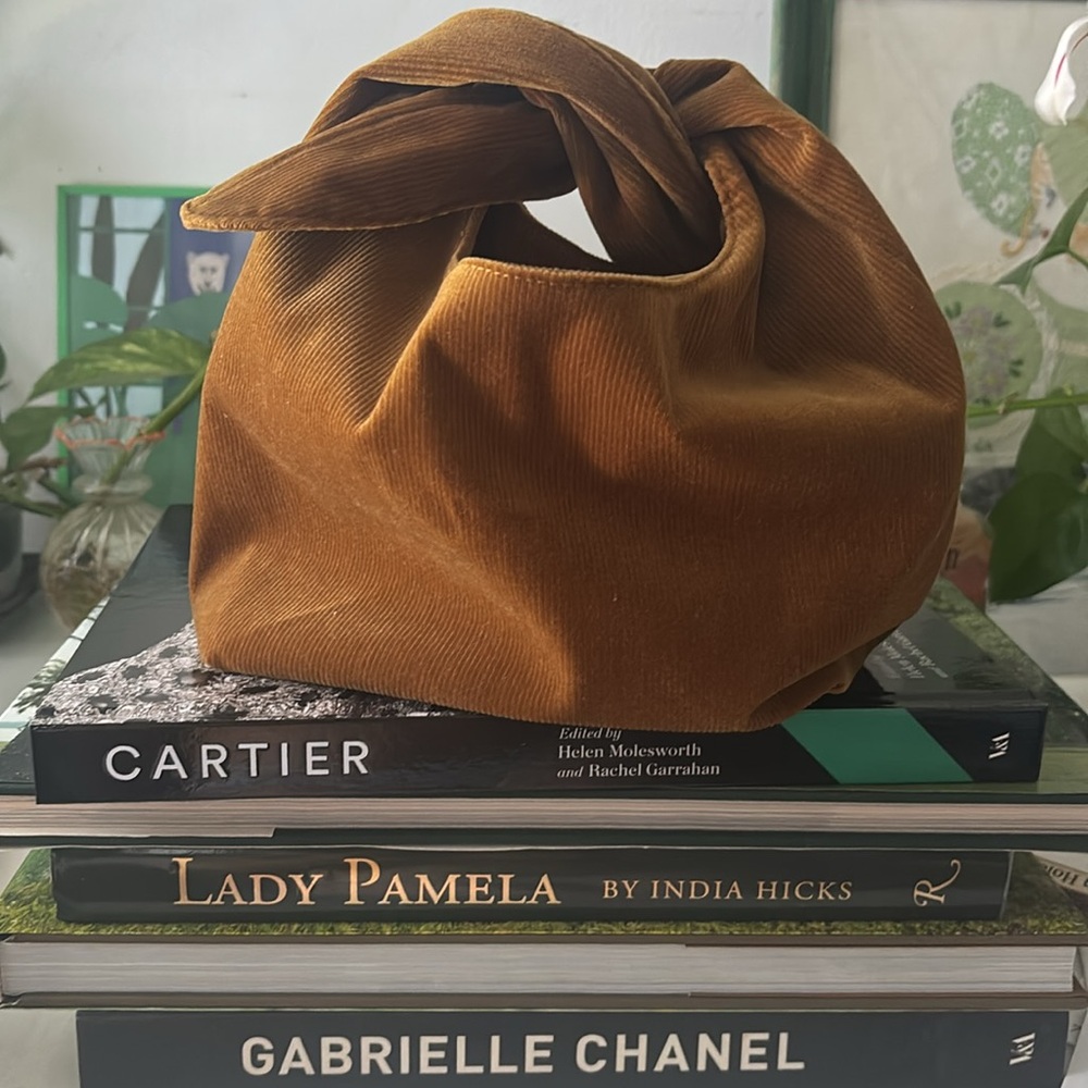 MERIT COSMETICS signature corduroy tie top makeup pouch!